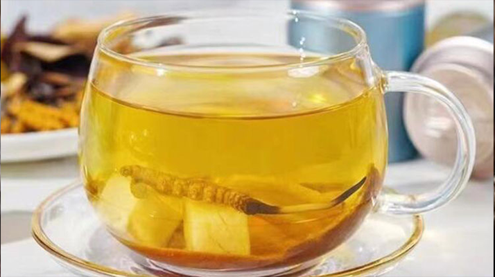 新鮮冬蟲(chóng)夏草能泡茶嗎？一文讀懂養(yǎng)生新方式